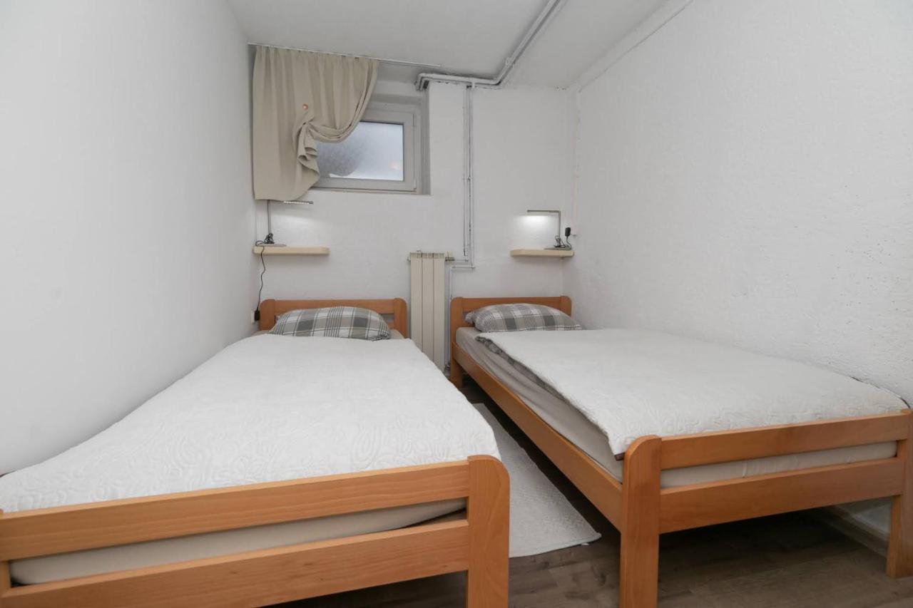 Apartman Gomirje Vrbovsko Eksteriør billede