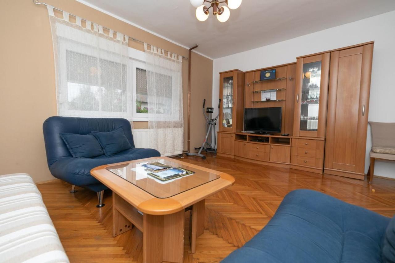 Apartman Gomirje Vrbovsko Eksteriør billede