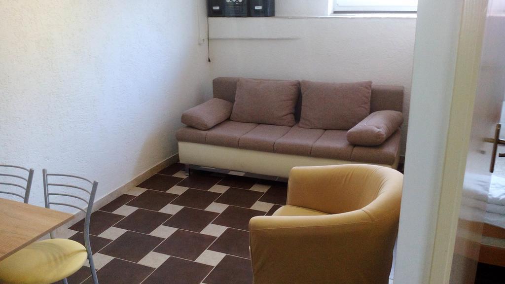 Apartman Gomirje Vrbovsko Eksteriør billede